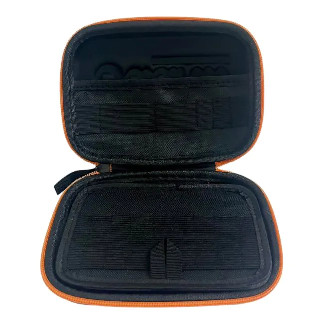 CASE SADHU IMPERMEÁVEL